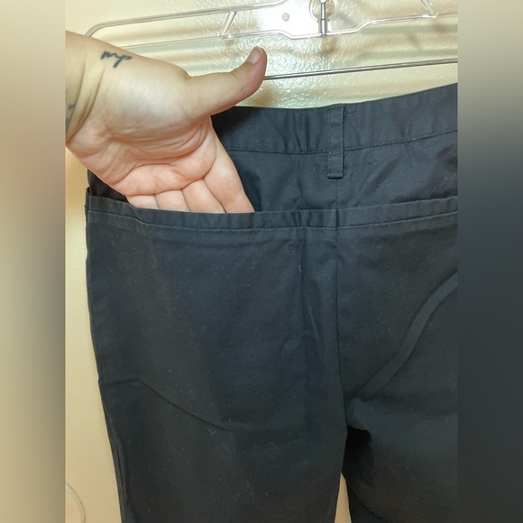 ✨SimplyVera Vera Wang Black Shorts Size 4 - Picture 8 of 10